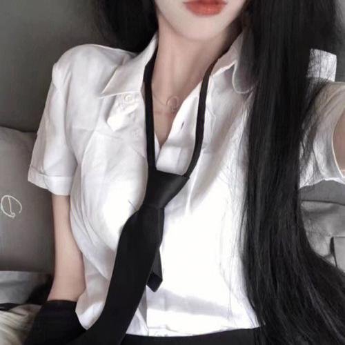 所以我化妆